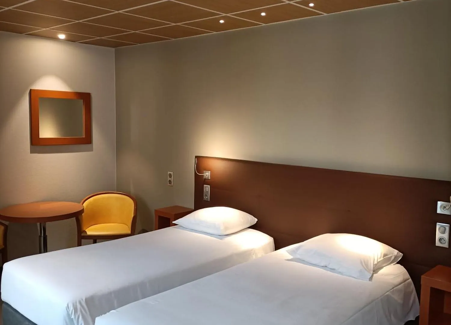 Hotellerie Notre Dame De Lumieres Goult